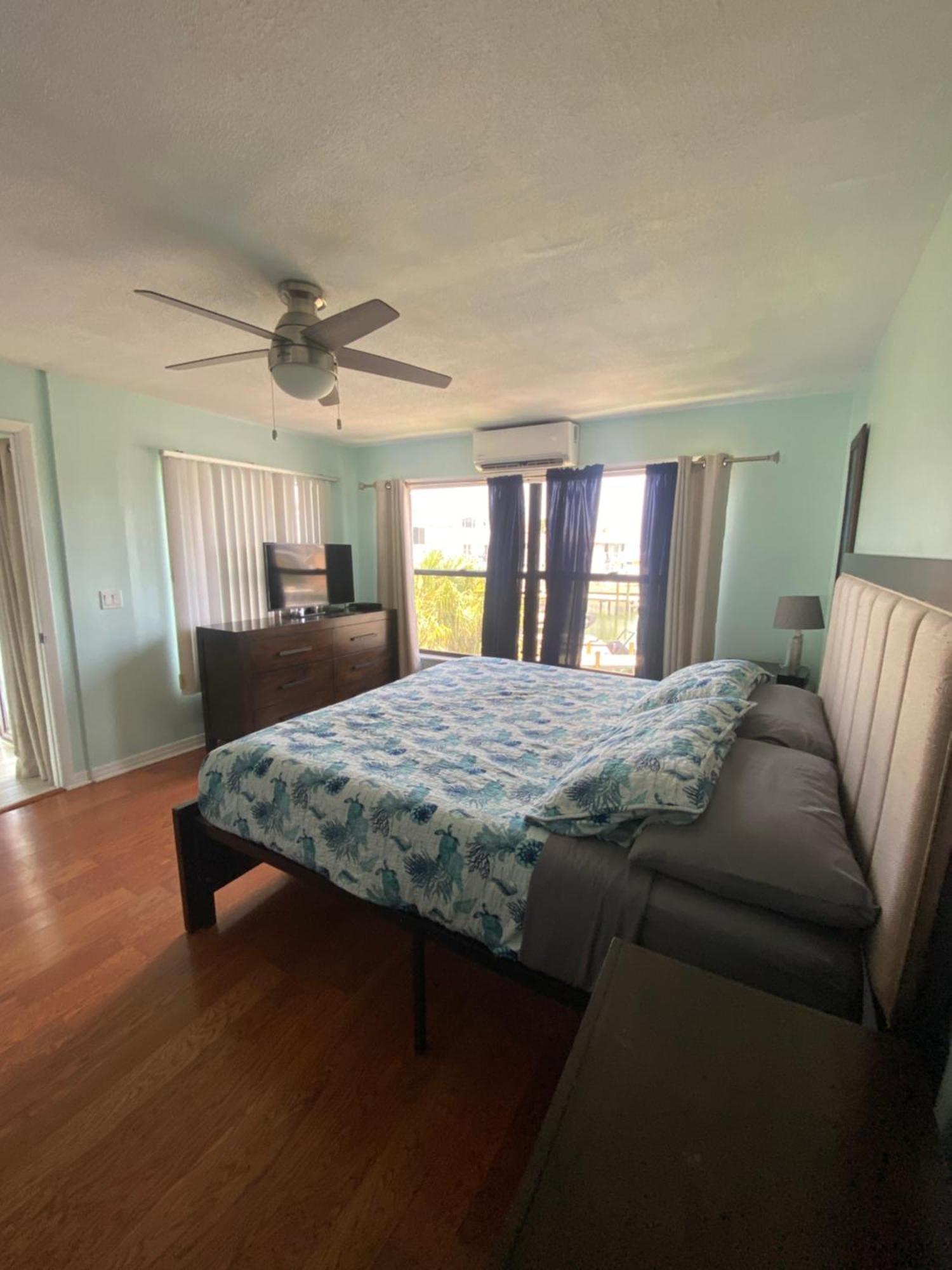 Vista Motel *
